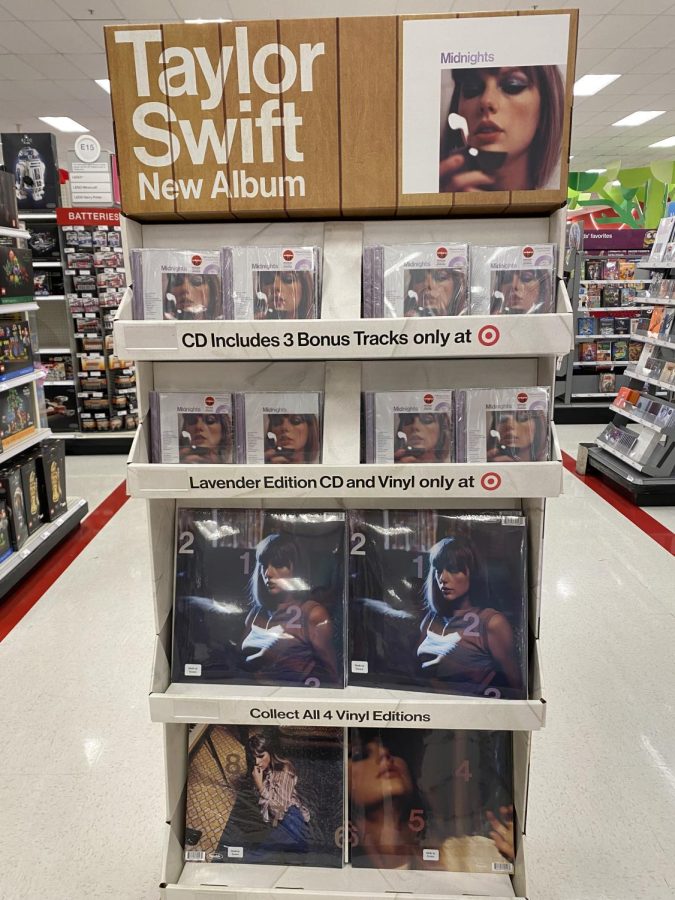 Target+displays+Taylor+Swifts+new+album+Midnights.